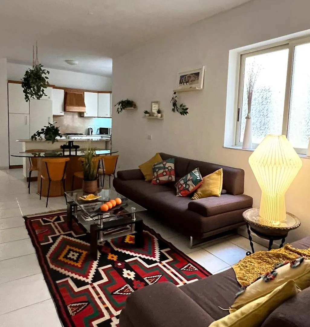 Top Location Sliema Stylish Rooms